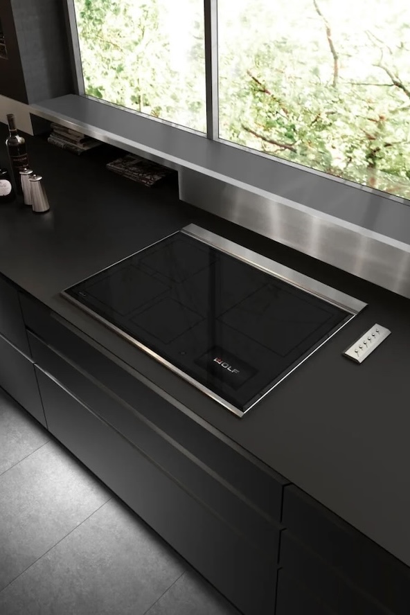 Professional cooktop repair service